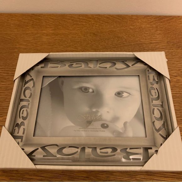 Fetco Accents Fetcobaby Frame 4x6 Vertical Or Horizontal Silver